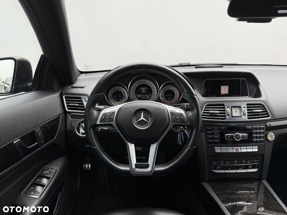 Mercedes-Benz Klasa E 220 CDI 7G-TRONIC - 17