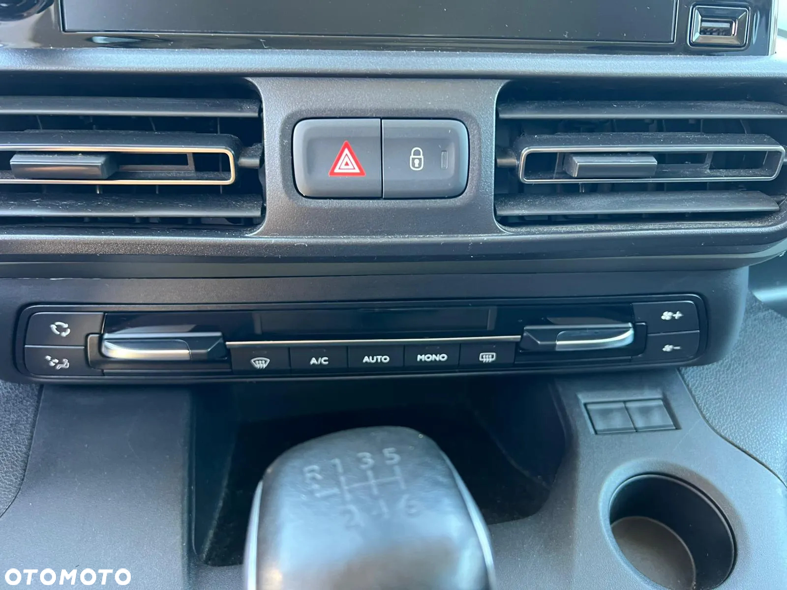 Citroën Berlingo XL 1.5 BlueHDI Shine S&S (7-os.) - 19