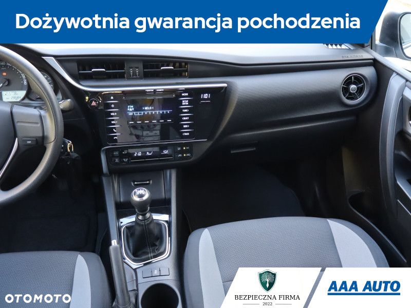 Toyota Auris - 9
