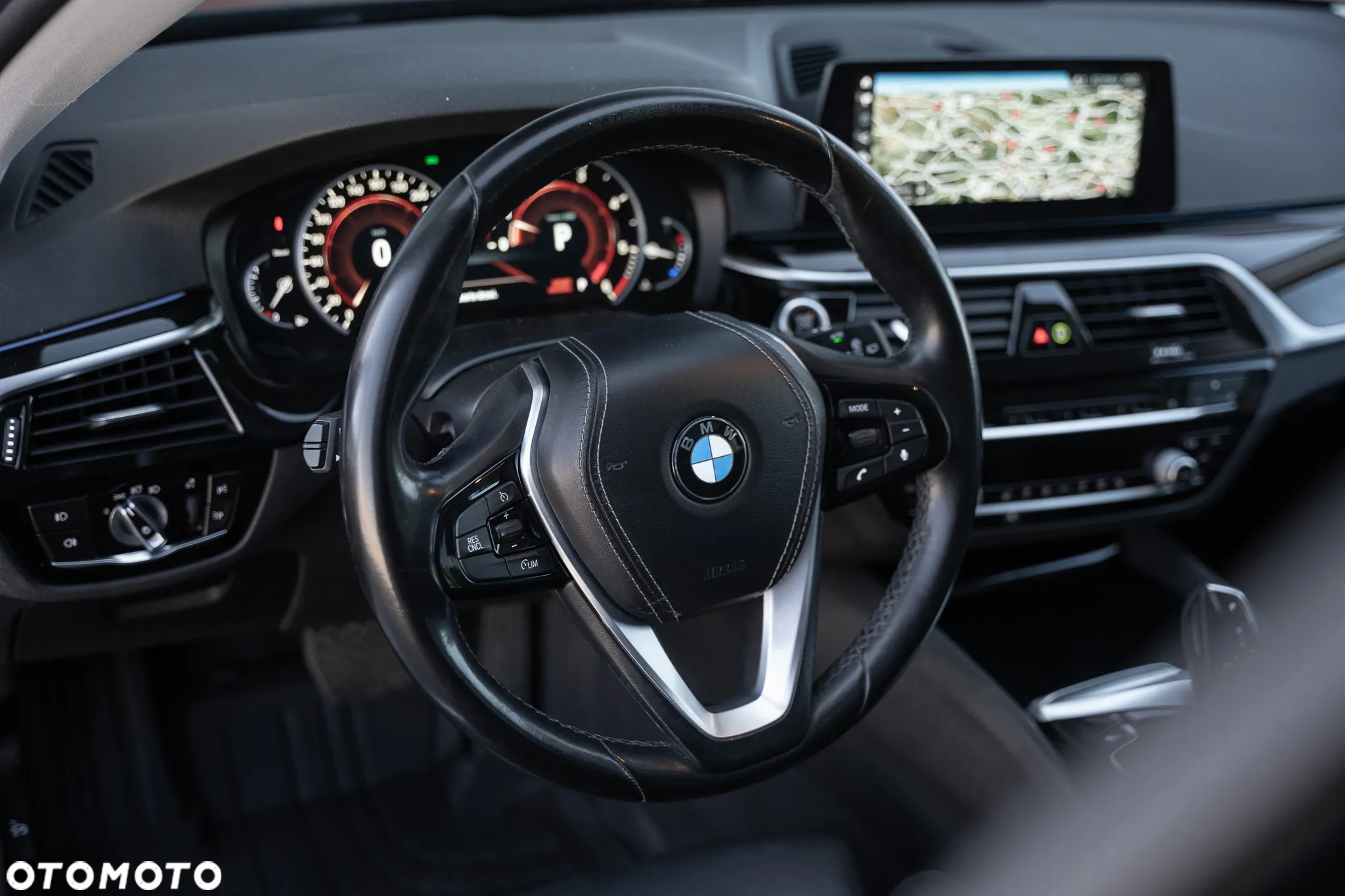 BMW Seria 5 520d Touring Sport Line - 20