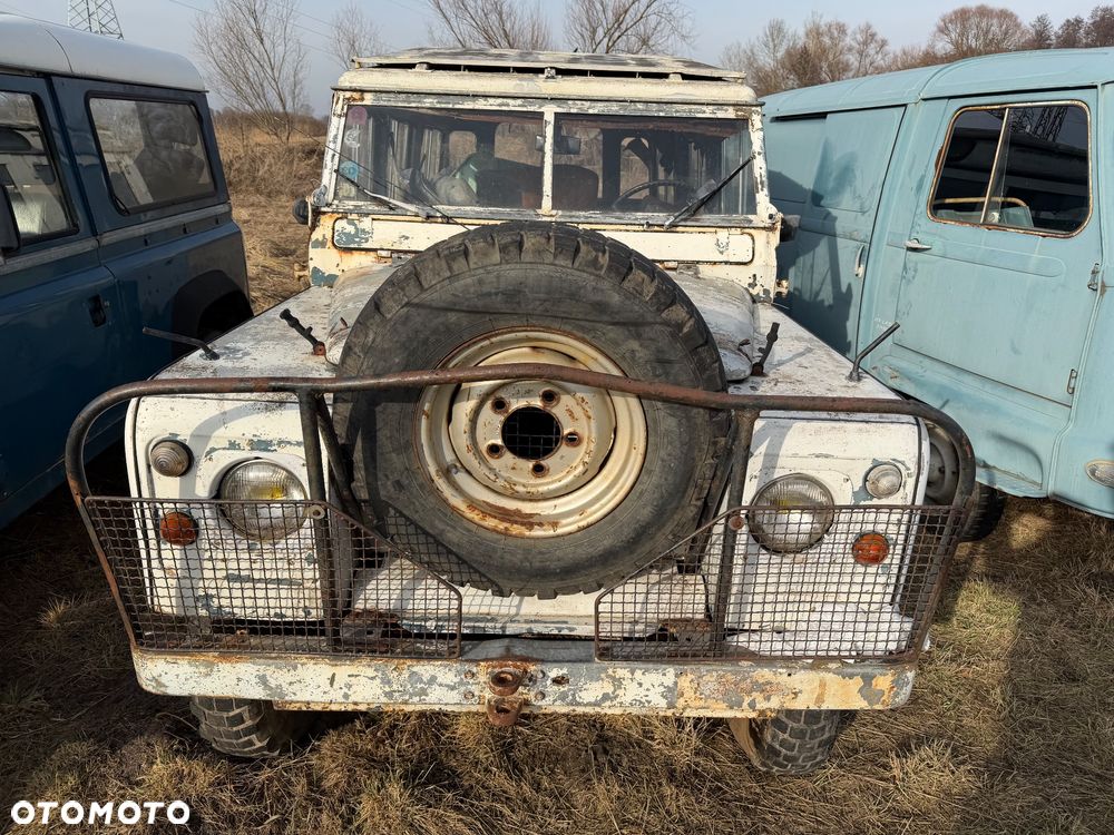 Land Rover Defender - 8
