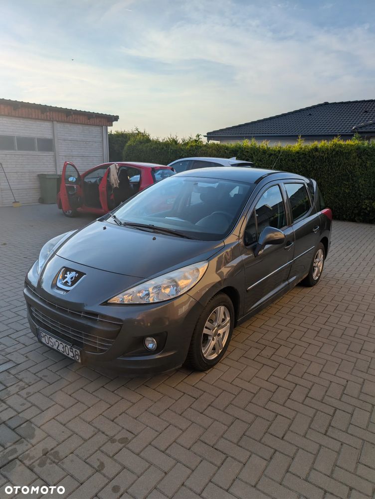 Peugeot 207 1.6 HDi Active - 1