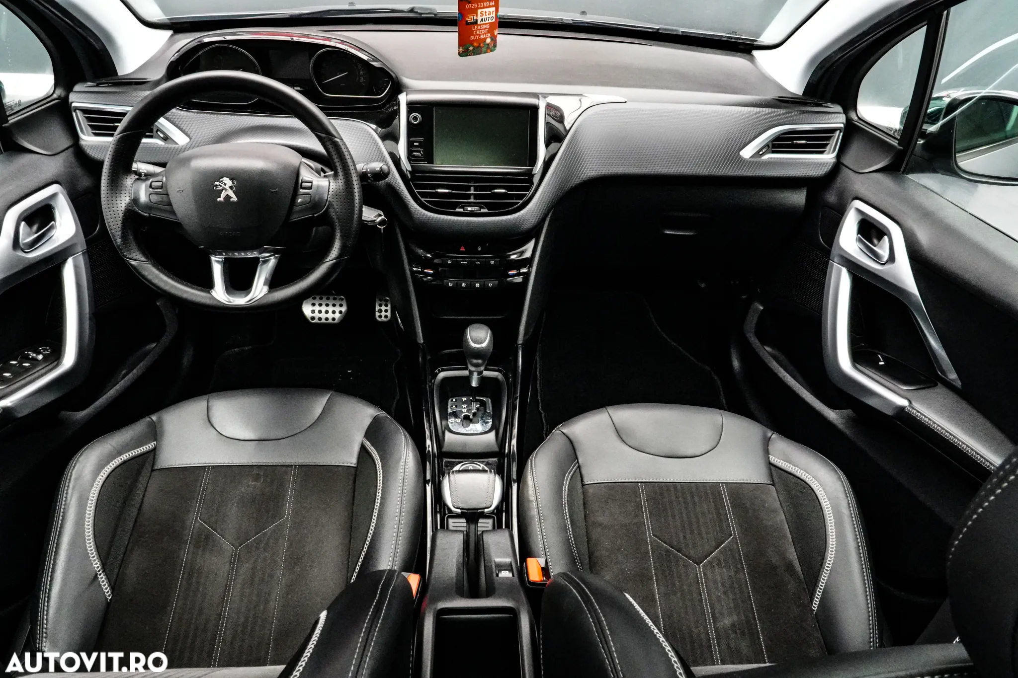 Peugeot 2008 1.2 PureTech Turbo EAT6 S&S Allure - 8