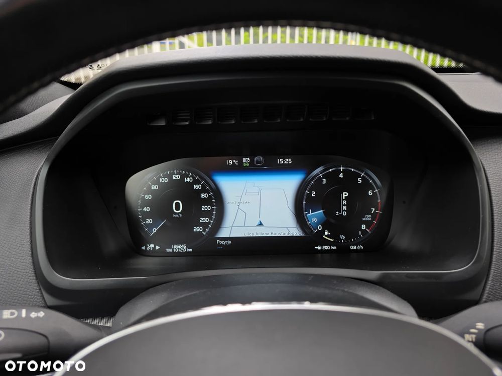 Volvo XC 90 T6 AWD Geartronic RDesign - 20
