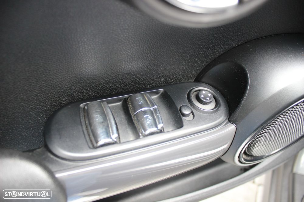 MINI 3 Portas Cooper D - 20