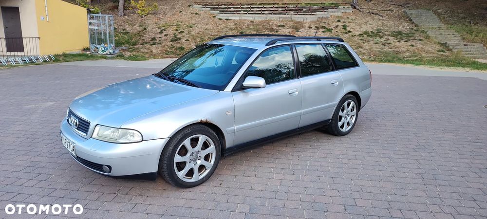 Audi A4 Avant 2001 photo 2