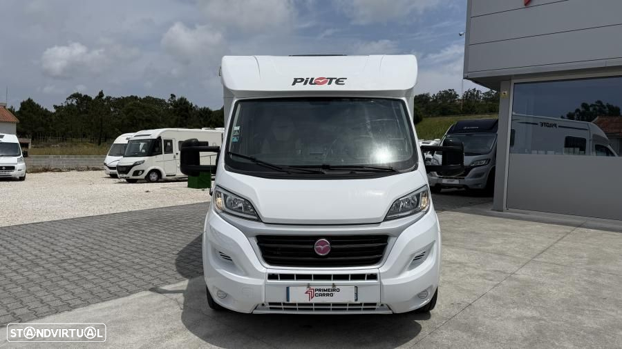 Pilote Essential P650 Cama Central - 34
