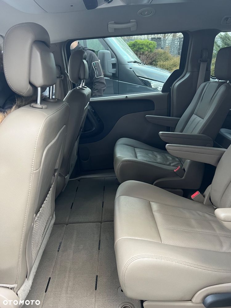 Chrysler Town & Country 3.6 Limited - 3