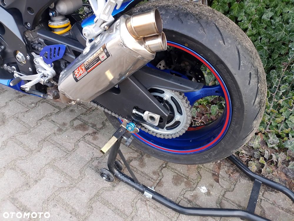 Suzuki GSX-R - 4