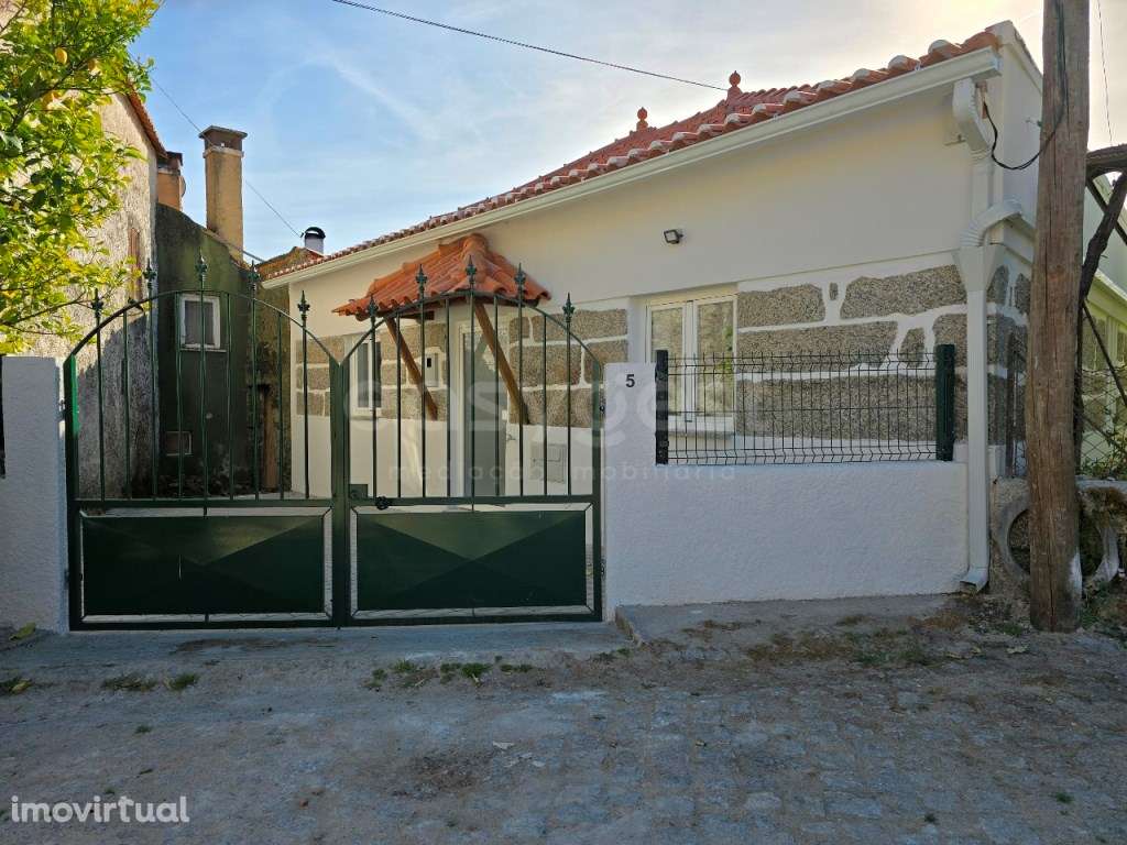 Moradia T2 totalmente renovada em Fundo de Vila, Tábua - Grande imagem: 2/27