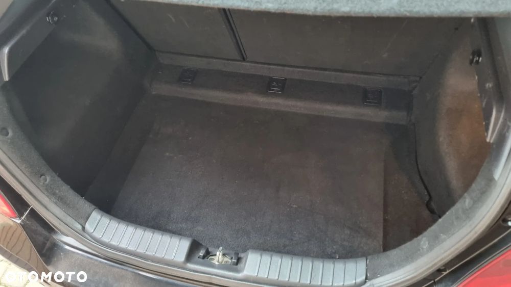 Hyundai i30 1.4 Edition 20 - 18