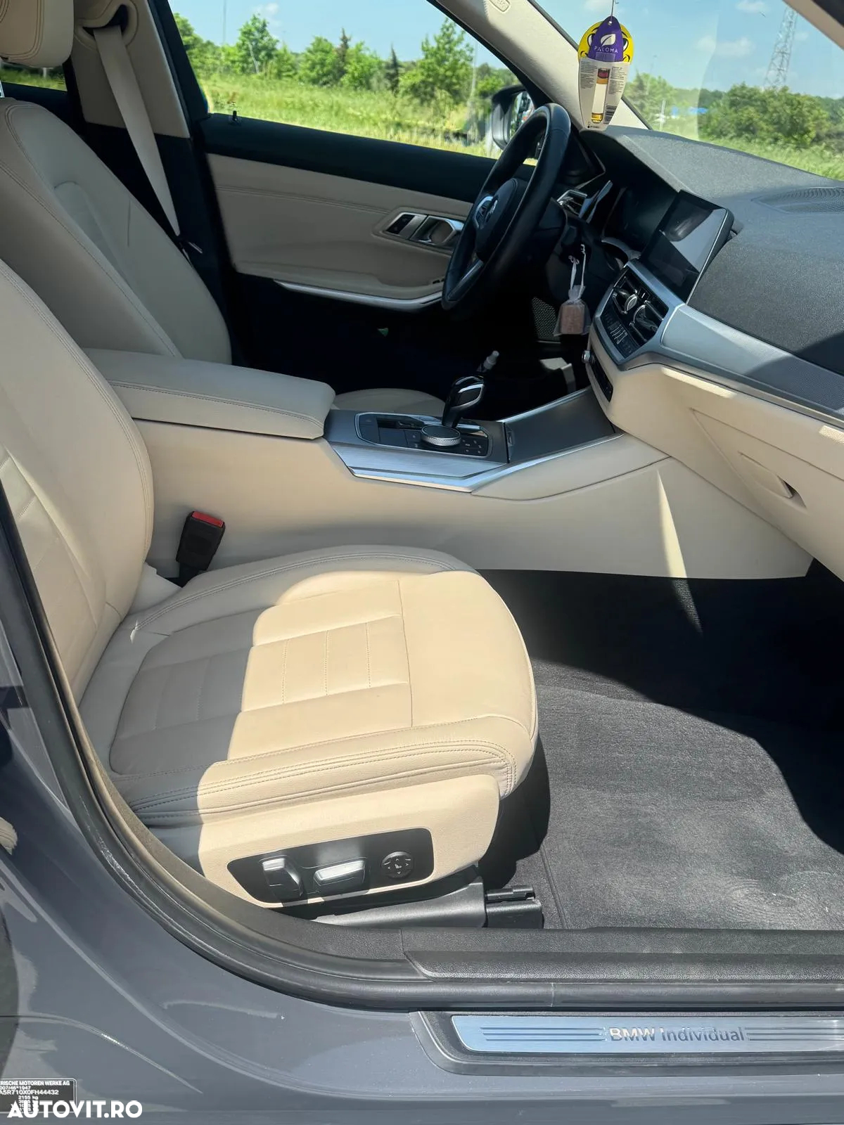 BMW Seria 3 330i xDrive AT - 15