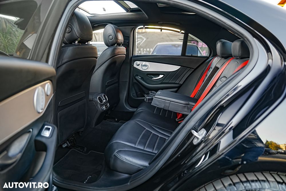 Mercedes-Benz C 300 e 9G-TRONIC AMG Line - 13