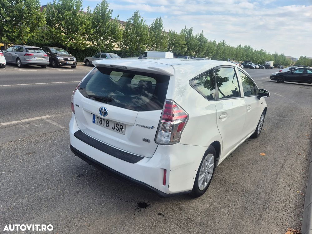 Toyota Prius+ - 5