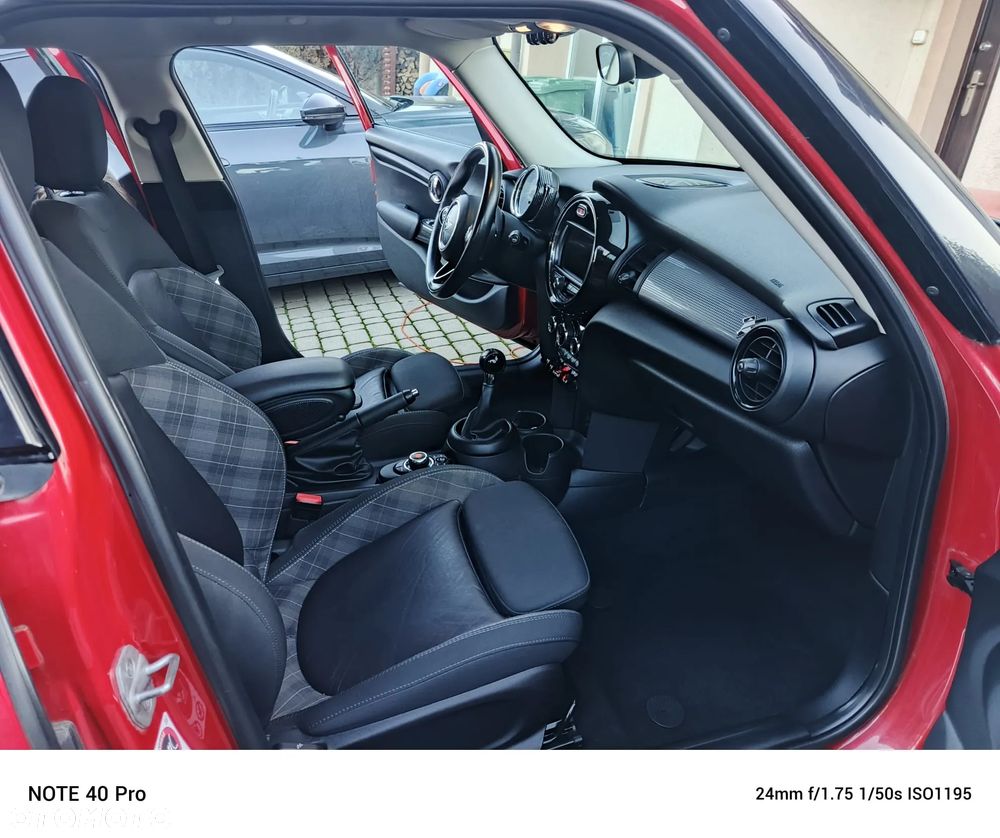 MINI Cooper Standard - 23