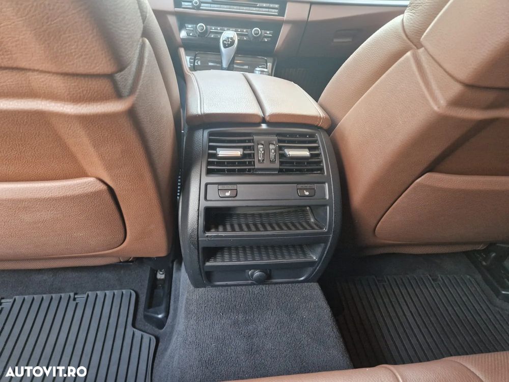 BMW Seria 5 530d Aut. - 19