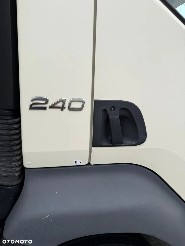 Volvo FL 240 - 22