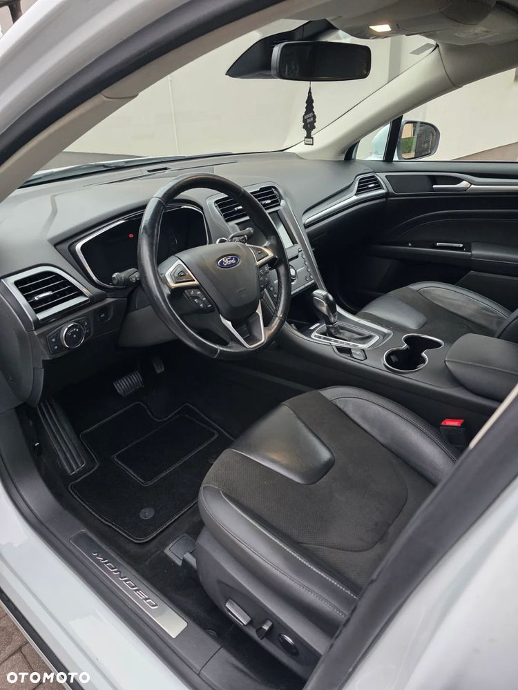 Ford Mondeo 2.0 TDCi Titanium PowerShift - 5