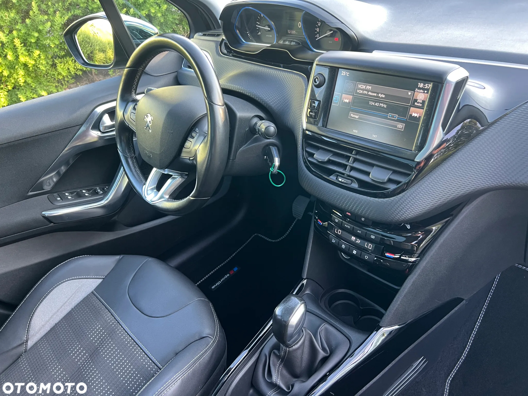 Peugeot 2008 - 25