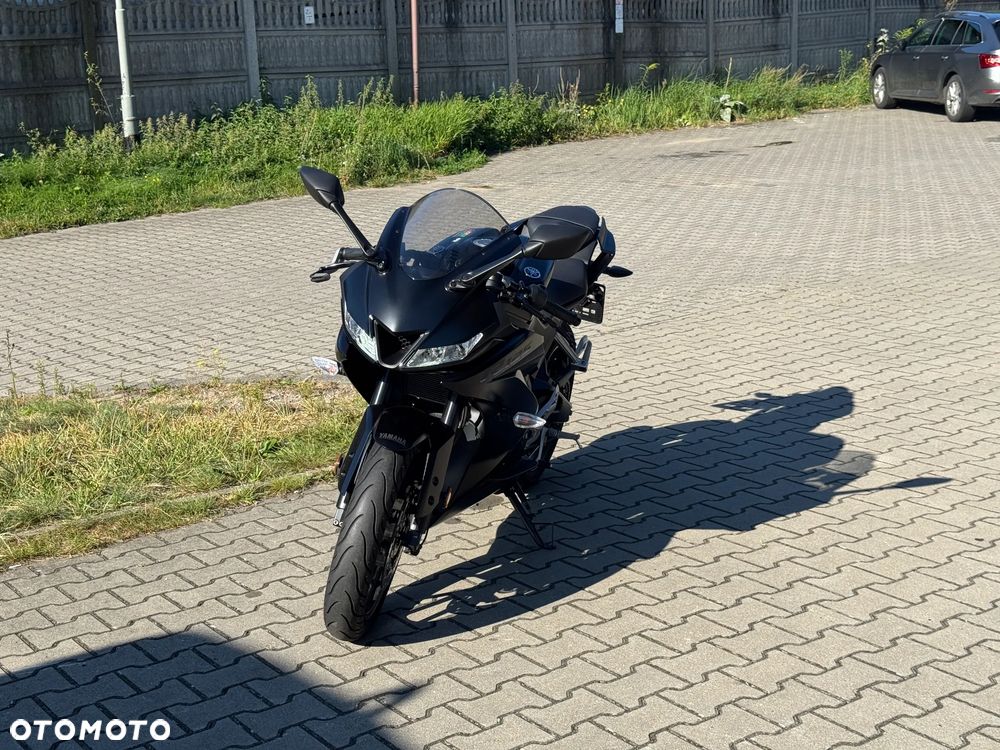 Yamaha YZF - 2
