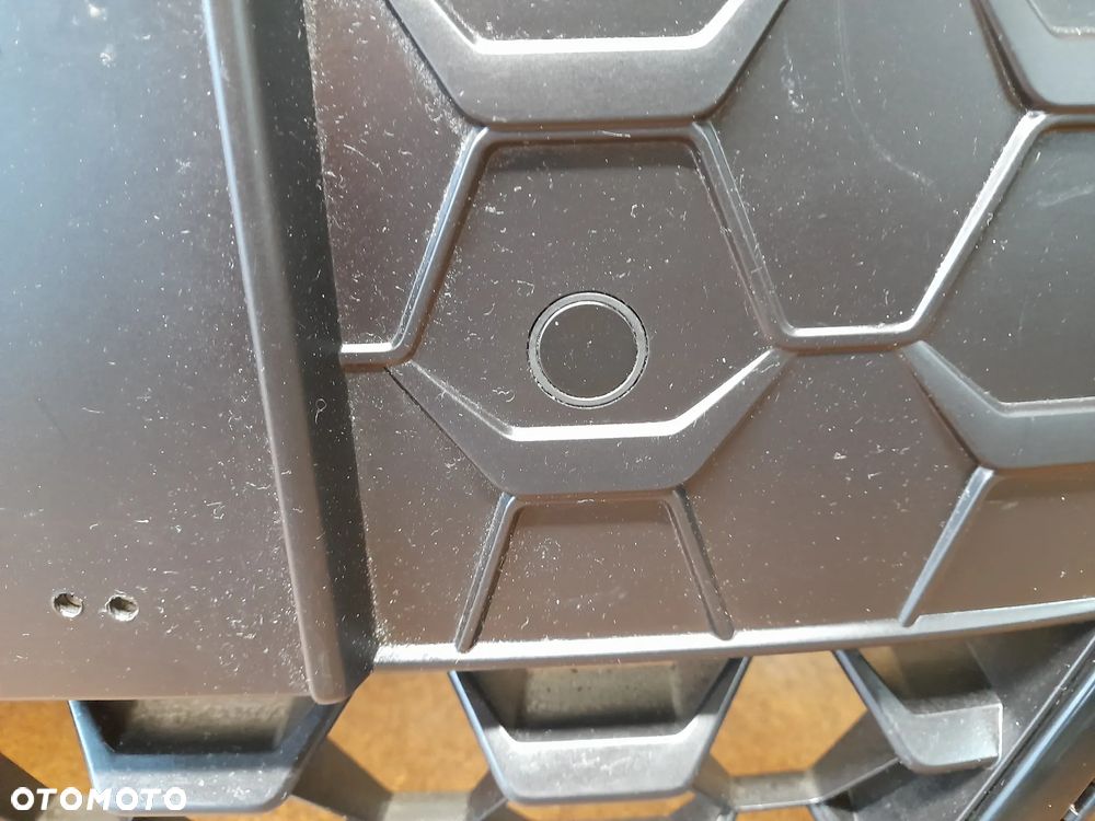 AUDI A1 II ATRAPA CHŁODNICY GRILL PDC 82A853651B - 5
