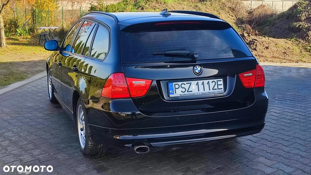 BMW Seria 3 320d - 17