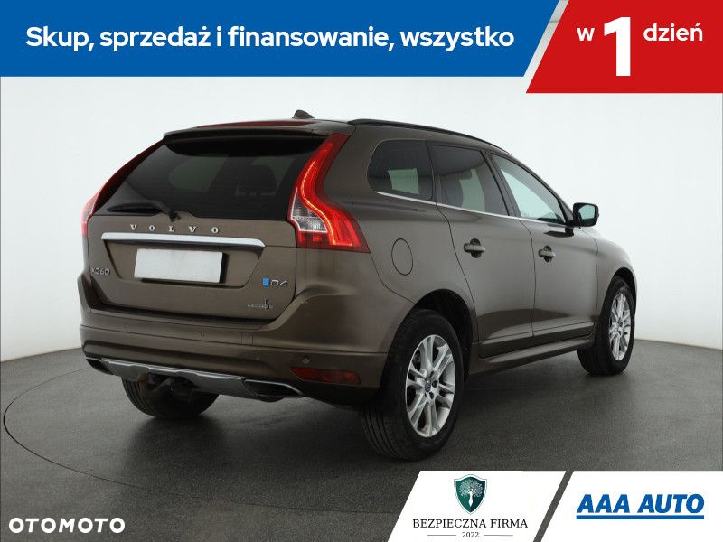 Volvo XC 60 - 6