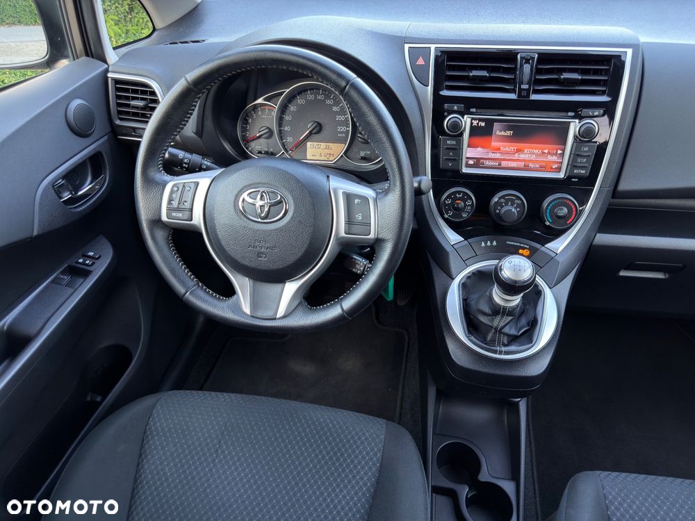 Toyota Verso S 1.33 Premium - 14