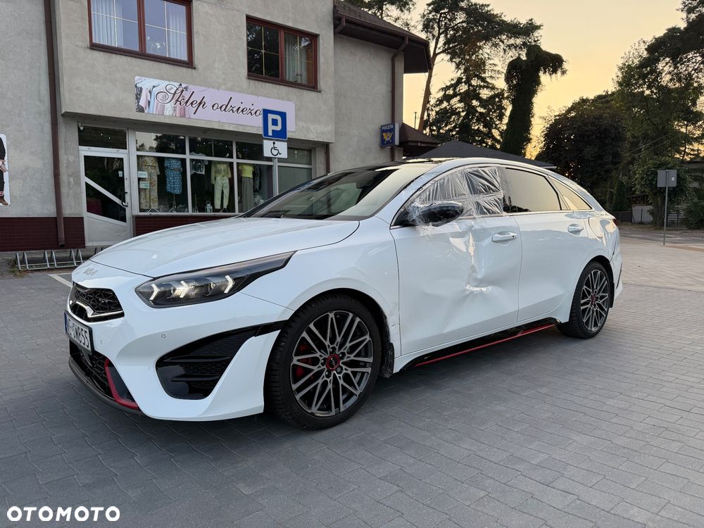 Kia ProCeed 1.6 T-GDI GT DCT - 10