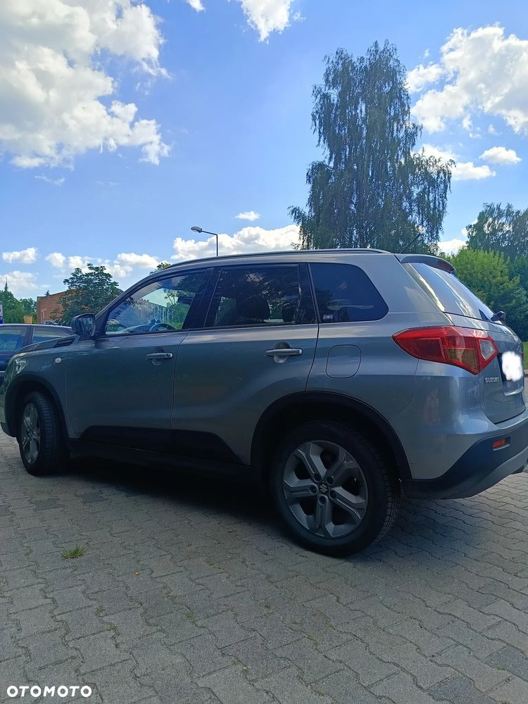 Suzuki Vitara 1.6 Comfort 2WD - 14