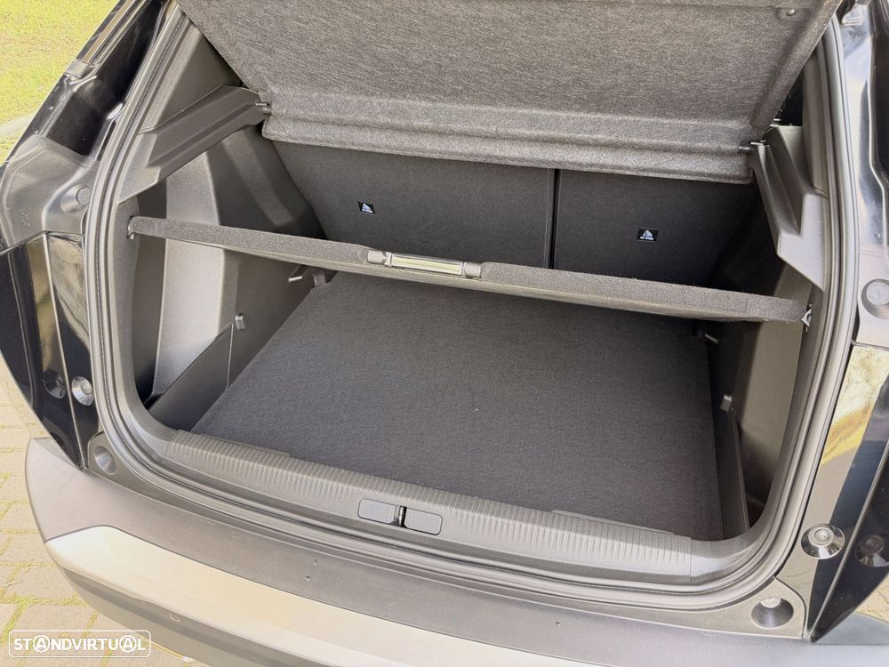 Peugeot 2008 1.2 PureTech Signature - 44