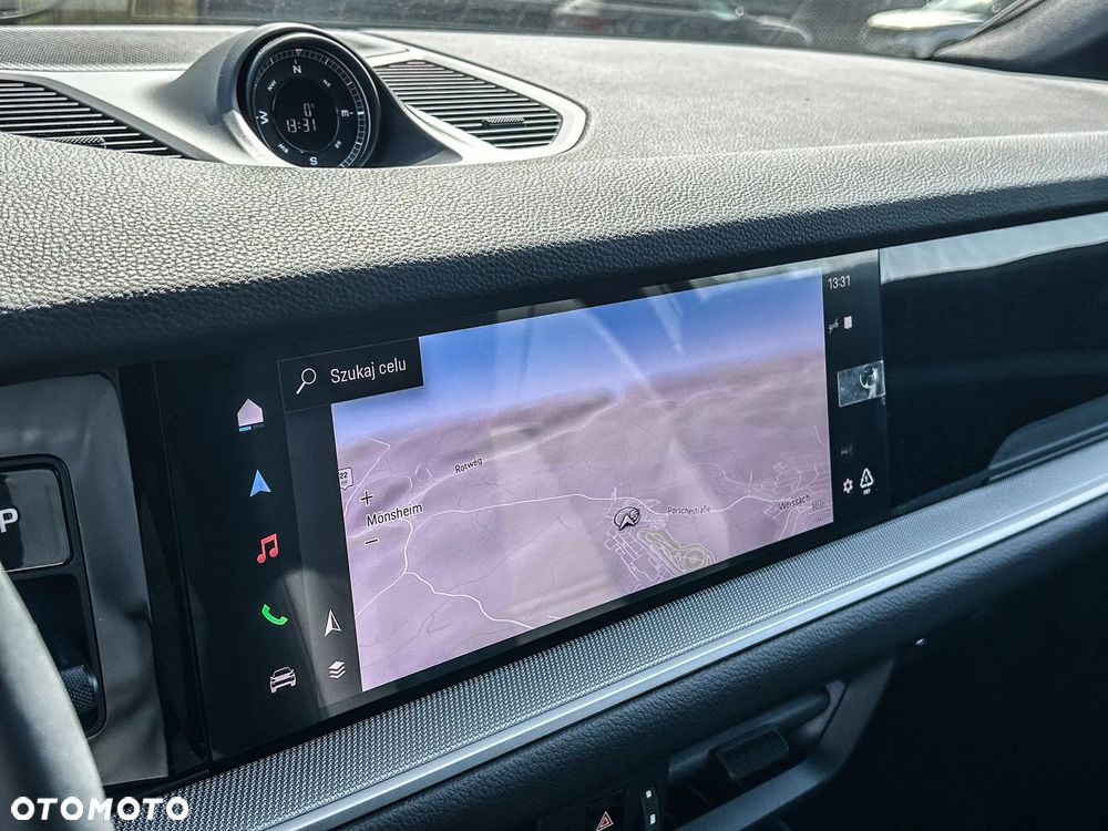 Porsche Cayenne - 13