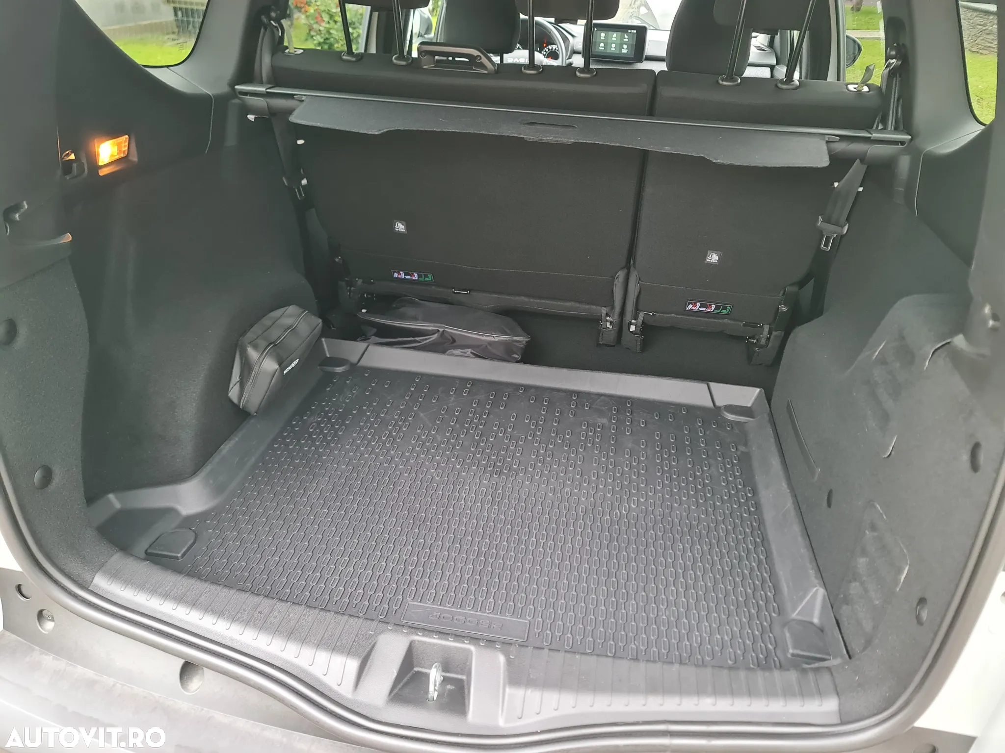 Dacia Jogger 5 locuri TCe 110 Expression - 24