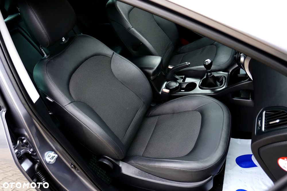 Hyundai ix35 1.6 GDI Premium 2WD - 25