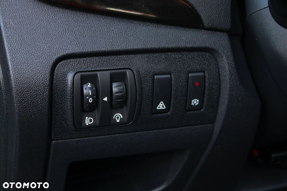 Renault Grand Scenic ENERGY TCe 115 Bose Edition - 35