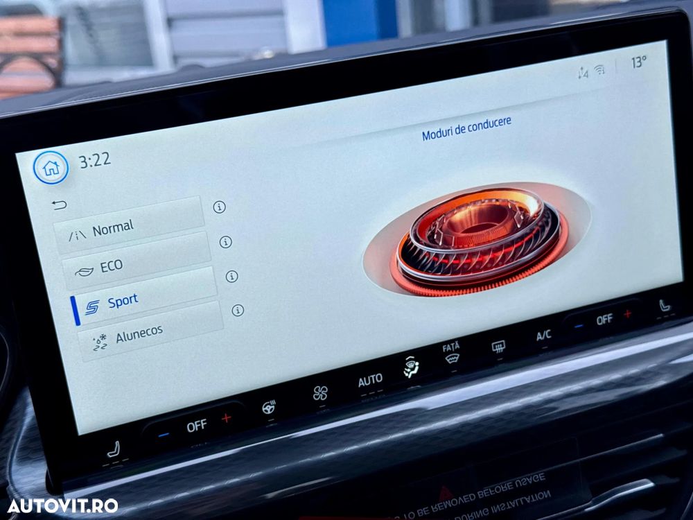 Ford Kuga 1.5 EcoBoost A8 FWD Titanium - 5