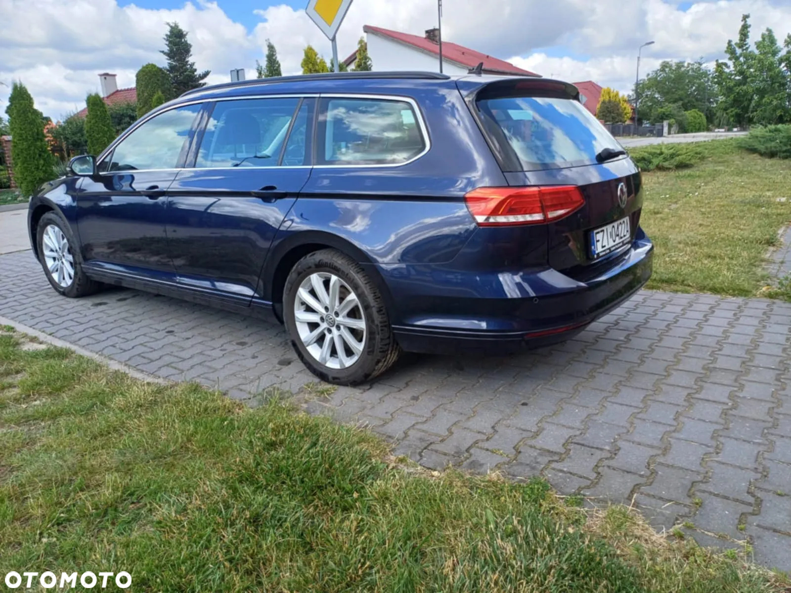 Volkswagen Passat 2.0 TDI BMT Comfortline - 5