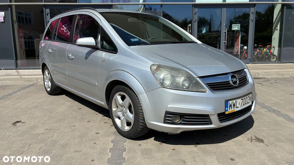 Opel Zafira 1.8 Enjoy - 12