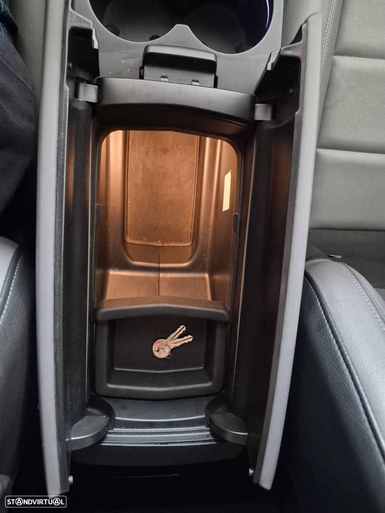 Citroën C5 Aircross 1.6 Hybrid Shine e-EAT8 - 29
