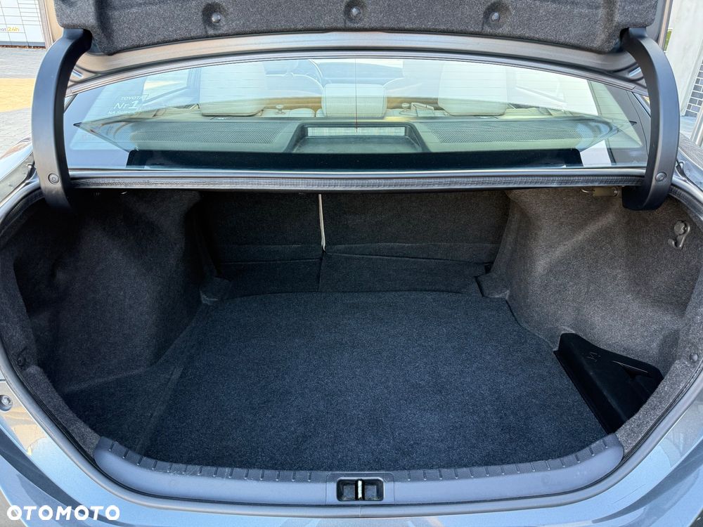 Toyota Corolla 1.6 Premium - 29