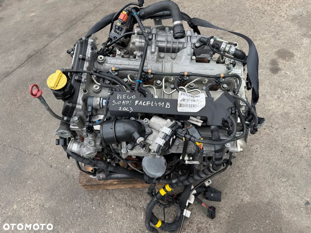 Iveco Daily 3,0 E6 180KM 21-25r silnik kompletny F1CFL411B - 1