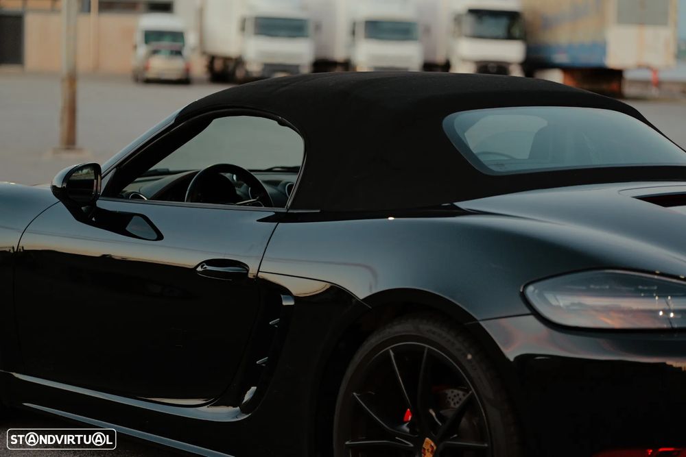 Porsche 718 Boxster 2.5 GTS - 16