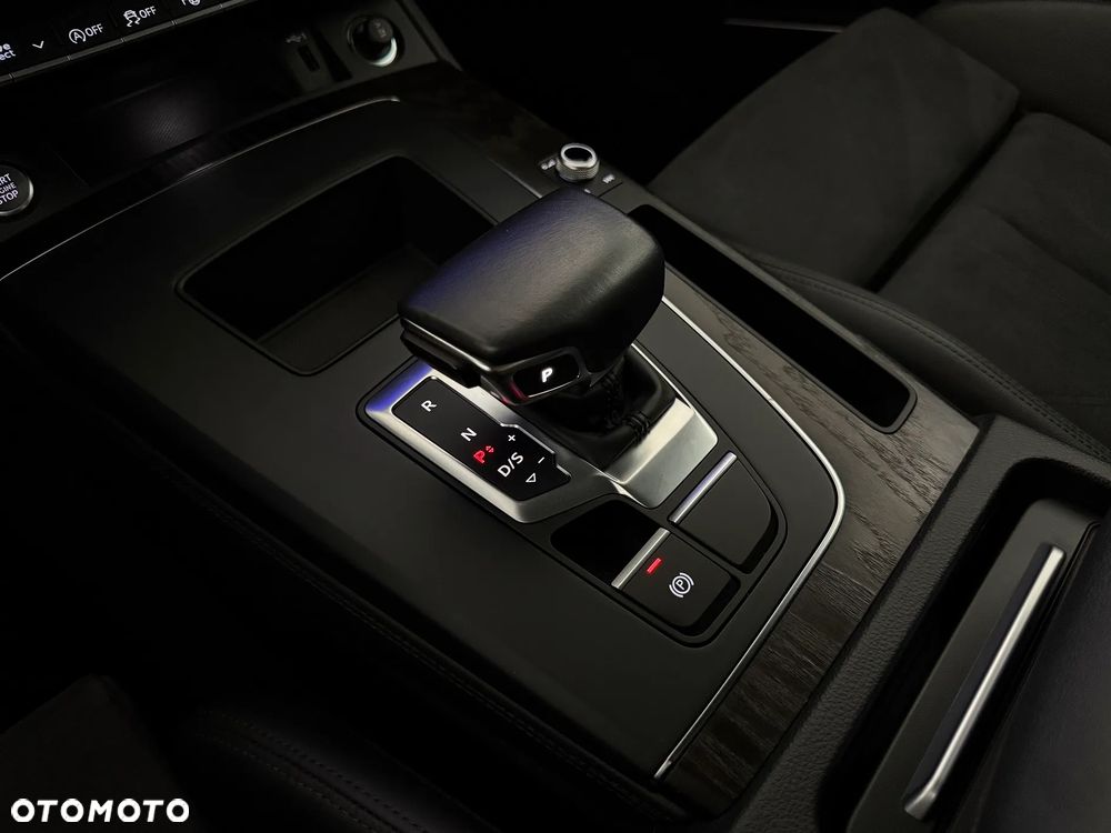 Audi Q5 40 TDI quattro S tronic S line - 22
