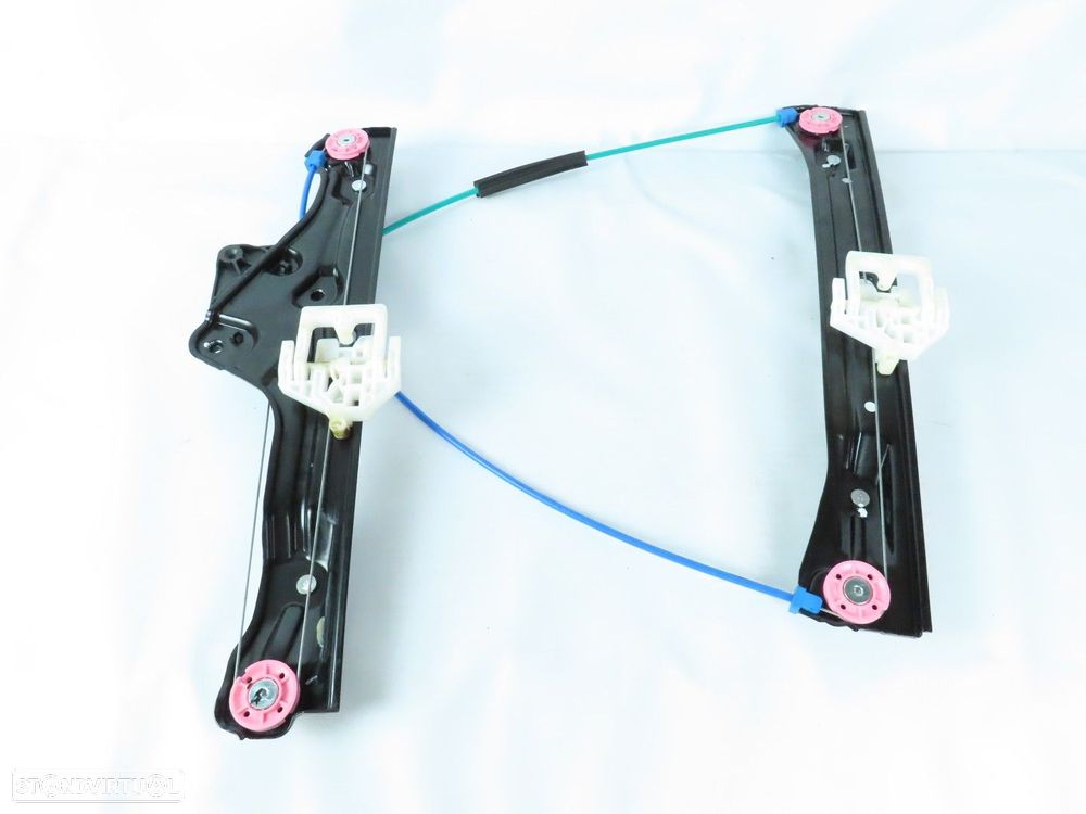 Elevador da Porta sem Motor Esquerdo/Frente Seminovo/ Original MINI MINI (F55) 5... - 1