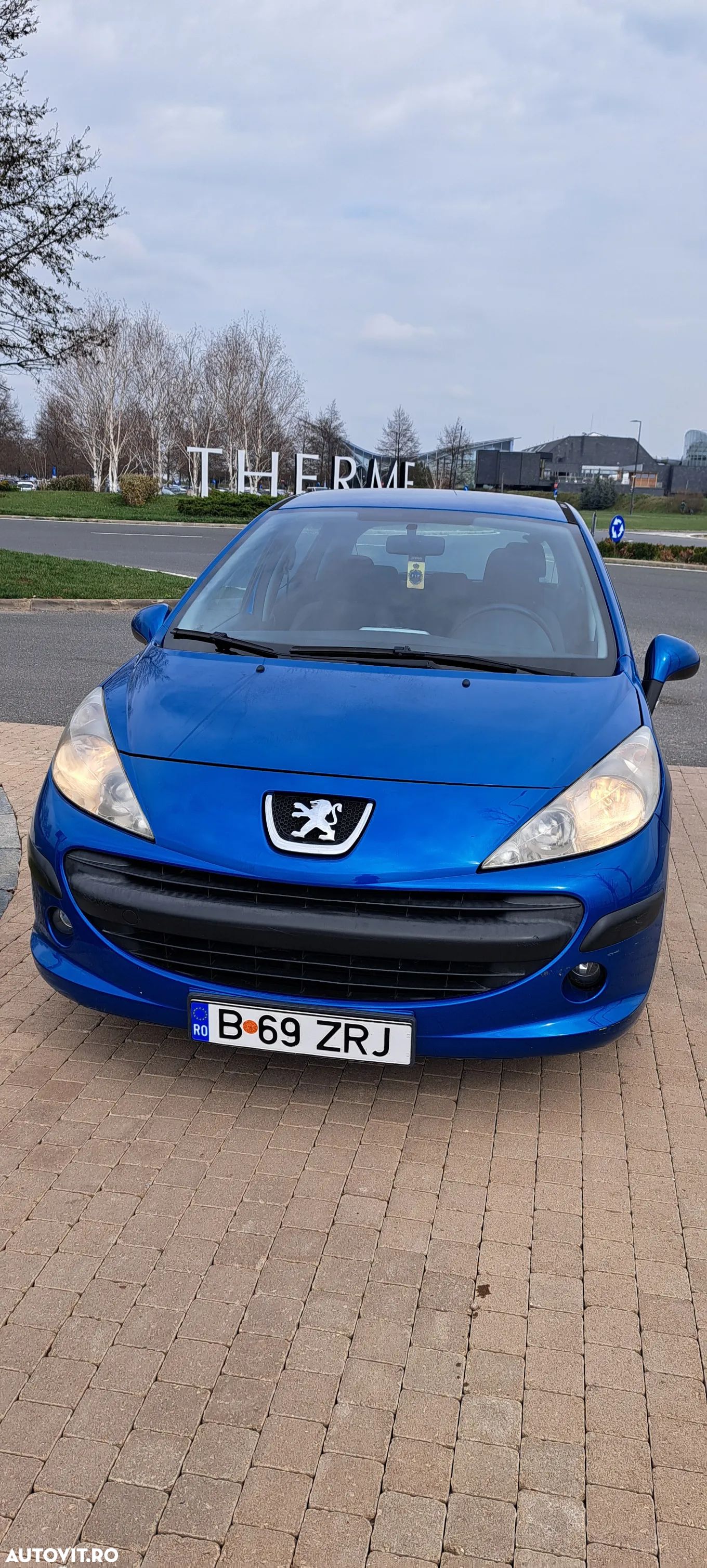 Peugeot 207 1.4E 16V Premium - 1