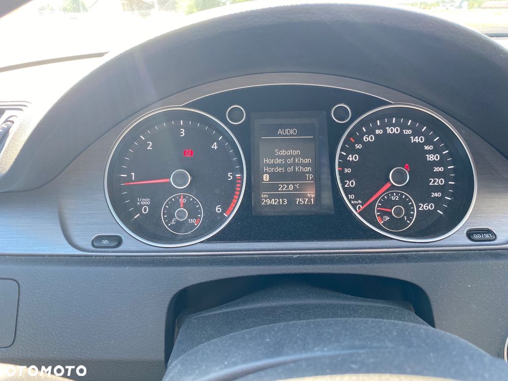 Volkswagen Passat 2.0 TDI Comfortline - 20