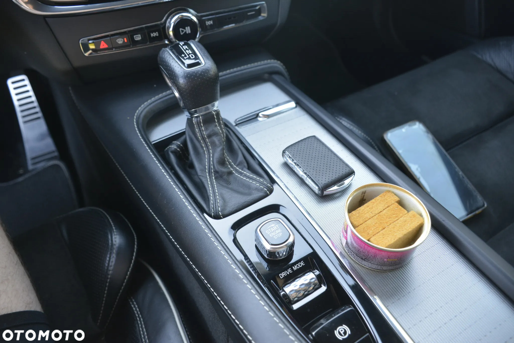 Volvo S90 D4 Geartronic R Design - 29