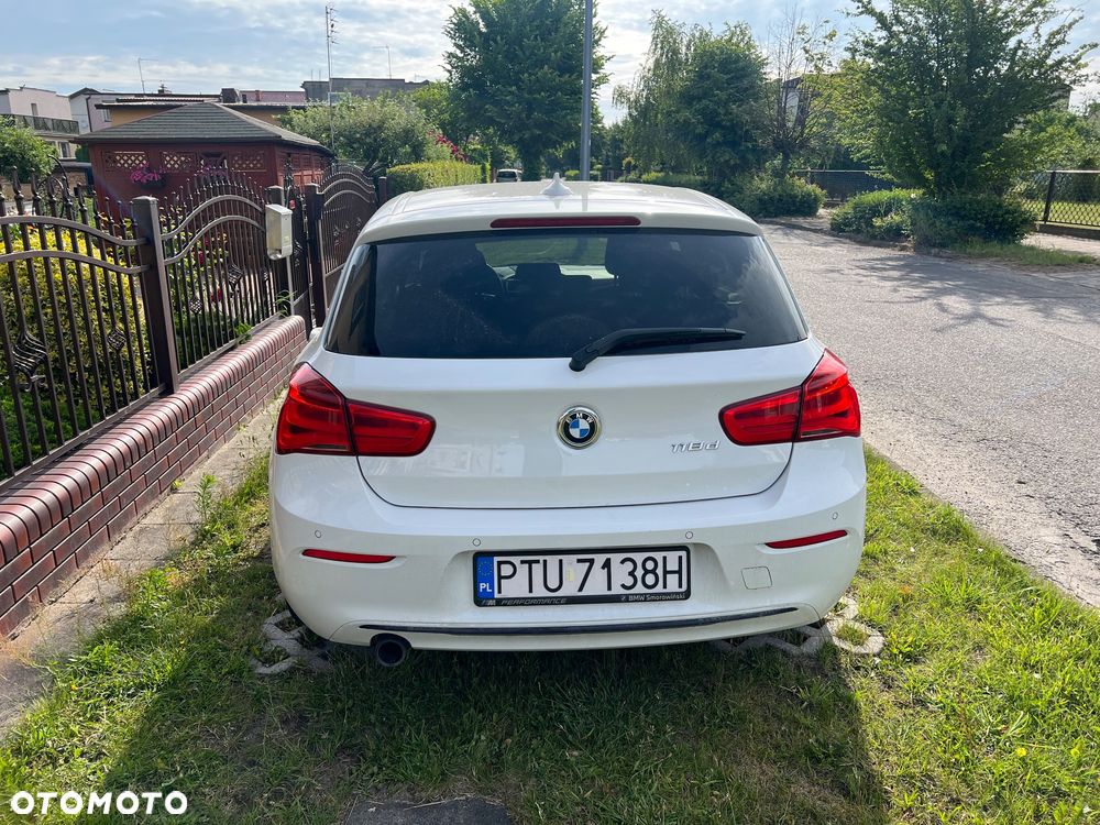 BMW Seria 1 118d Sport Line - 6