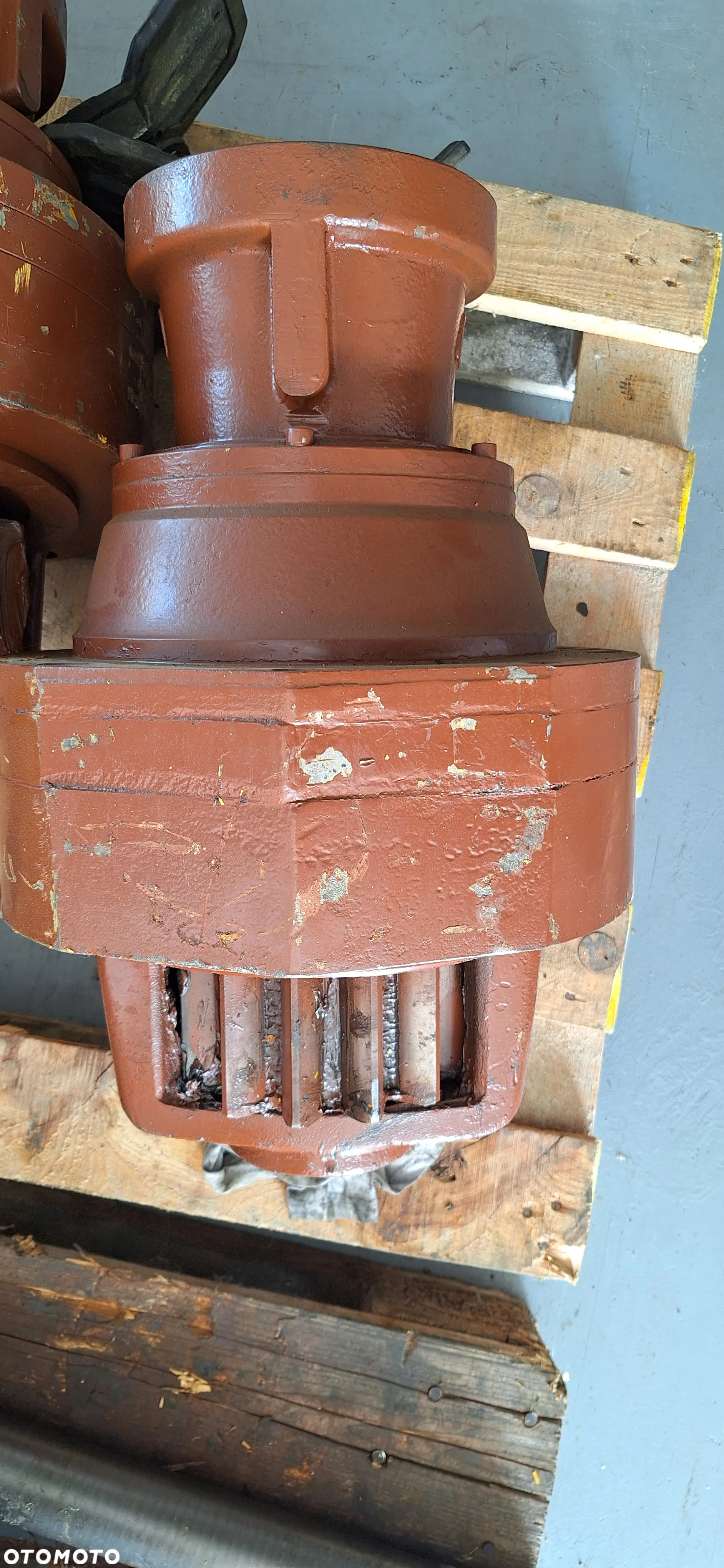 Reduktor obrotu Case 888 988 1088 - 5