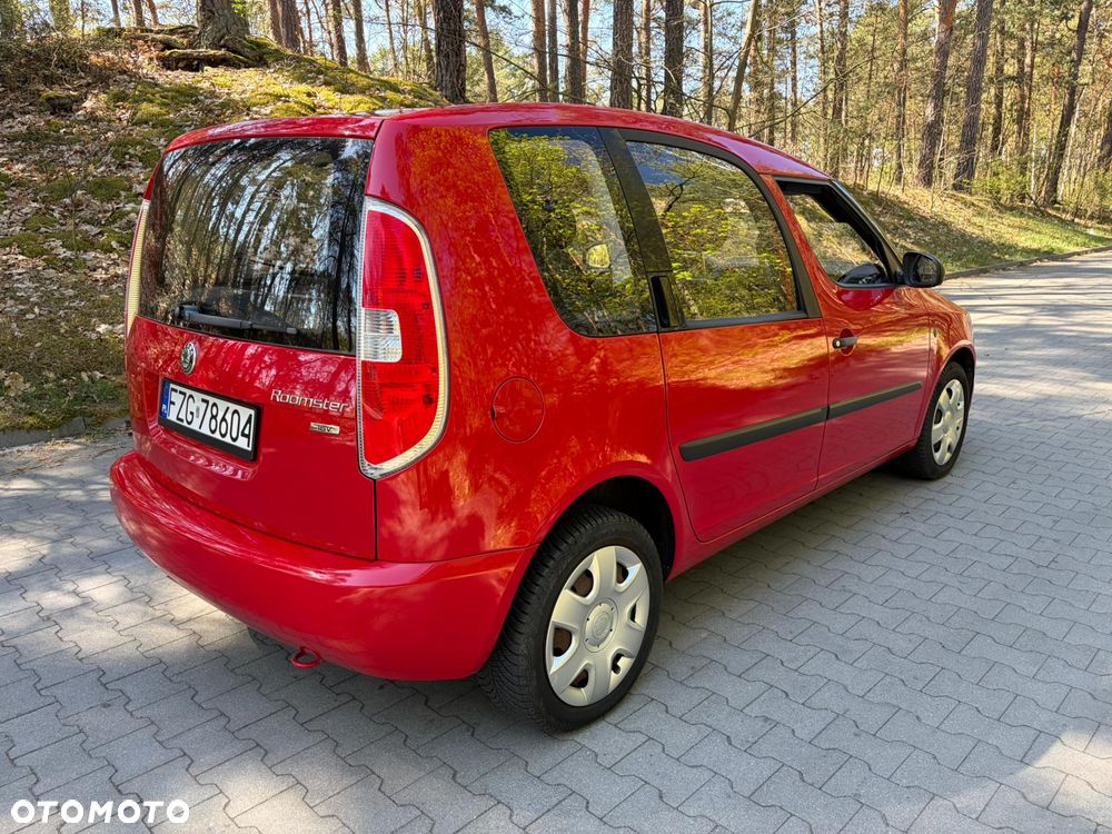 Skoda Roomster 1.4 16V PLUS EDITION - 6